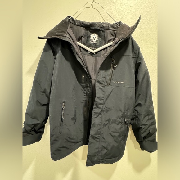 Volcom Snowboarding Jacket - Picture 1 of 6